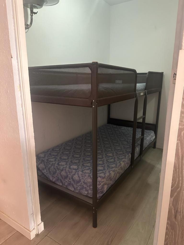 Apartment Atalaya Салоу Стая снимка